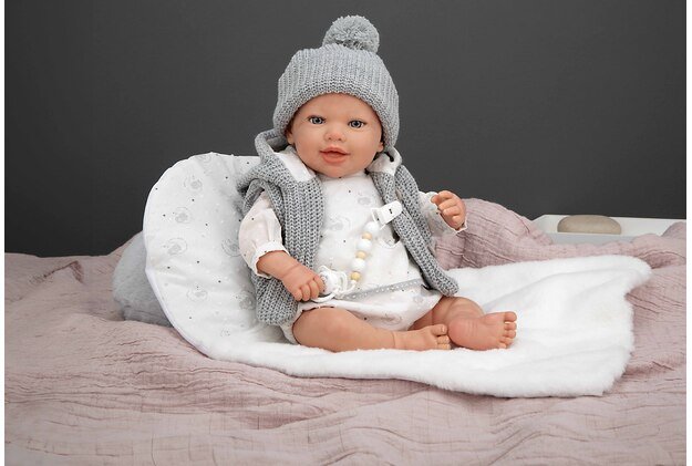 Arias Reborn kūdikėlis su pilkais rūbeliais, Daniela, 45 cm