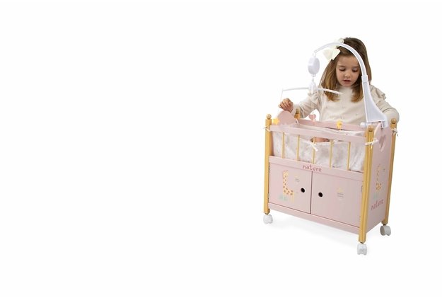 Arias lėlės kūdikio lovelė su spintute, Gamta 1